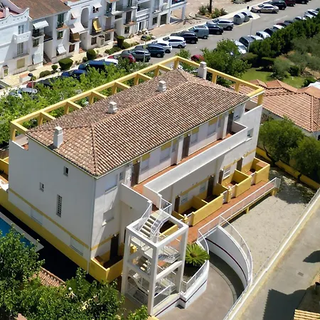 Kione Villamar Apartment